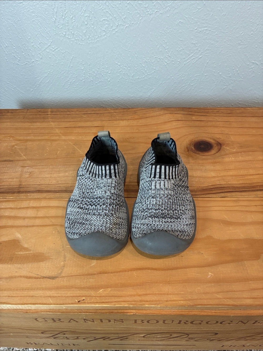 Toddler‎ Slip-On Water Shoes in Gray Knit